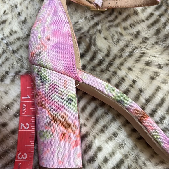 Madden Girl shoes - Picture 4 of 4